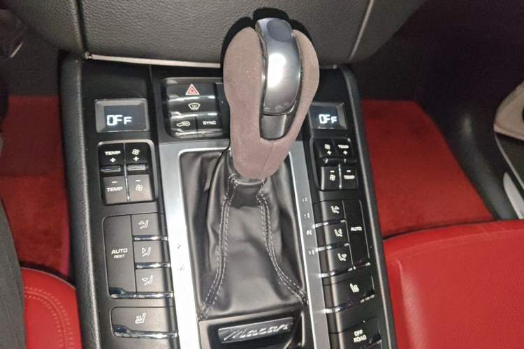 Used Porsche Macan 2017 Macan GTS 3.0T Gear Lever