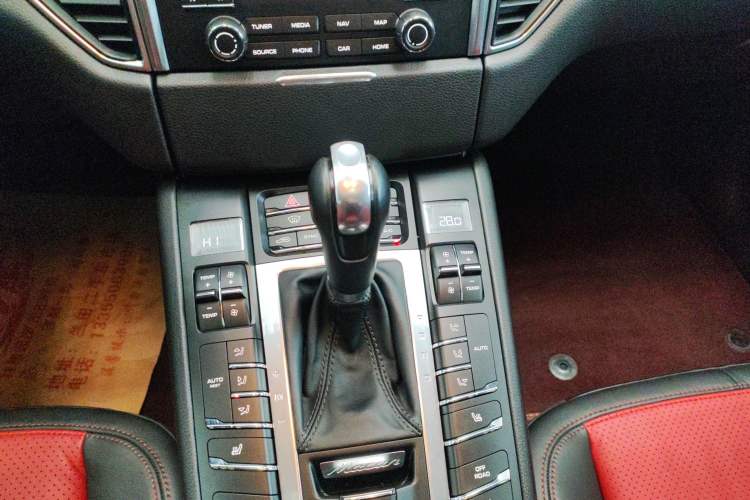 Used Porsche Macan 2017 Macan S 3.0T Gear Lever
