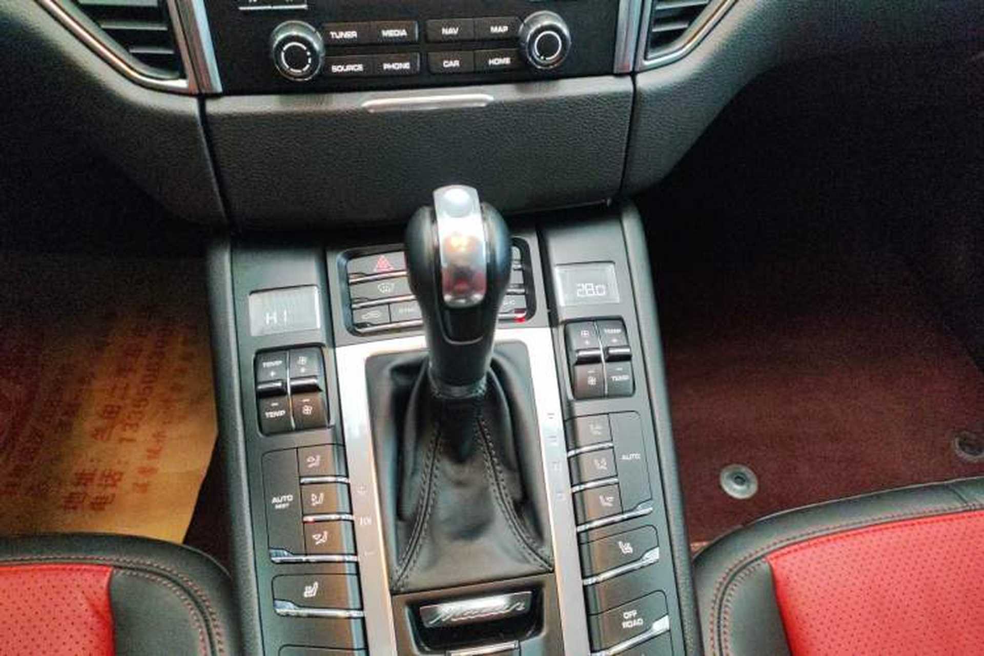 Used Porsche Macan 2017 Macan S 3.0T Gear Lever
