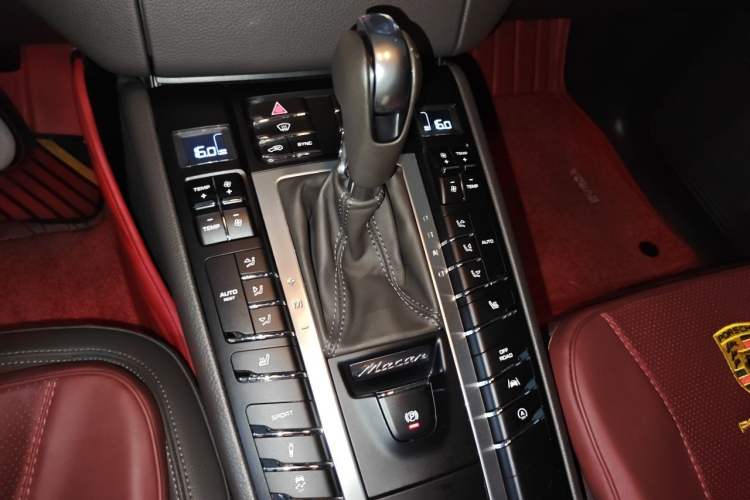 Used Porsche Macan 2017 Macan 2.0T Gear Lever