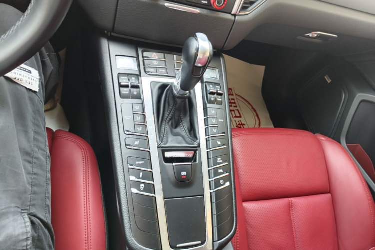 Used Porsche Macan 2017 Macan 2.0T Gear Lever