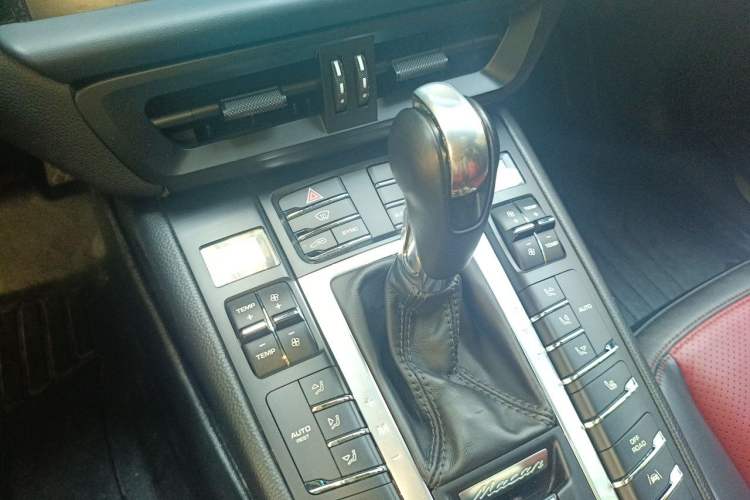 Used Porsche Macan 2017 Macan S 3.0T Gear Lever