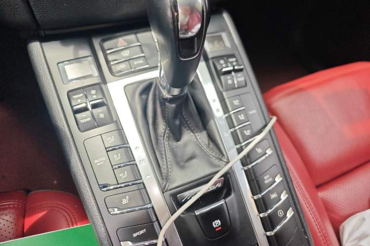 Used Porsche Macan 2017 Macan 2.0T Gear Lever