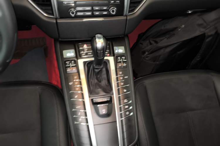 Used Porsche Macan 2017 Macan 2.0T Gear Lever