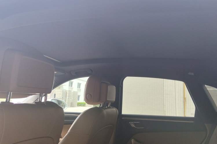 Used Porsche Macan 2017 Macan 2.0T Headliner