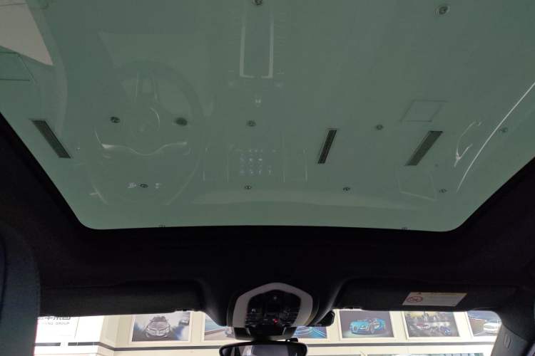 Used Porsche Macan 2017 Macan 2.0T Headliner