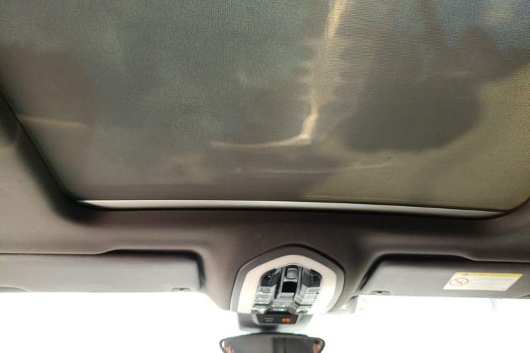 Used Porsche Macan 2017 Macan 2.0T Headliner