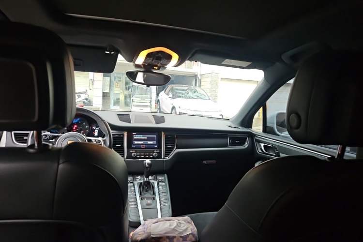Used Porsche Macan 2017 Macan 2.0T Headliner
