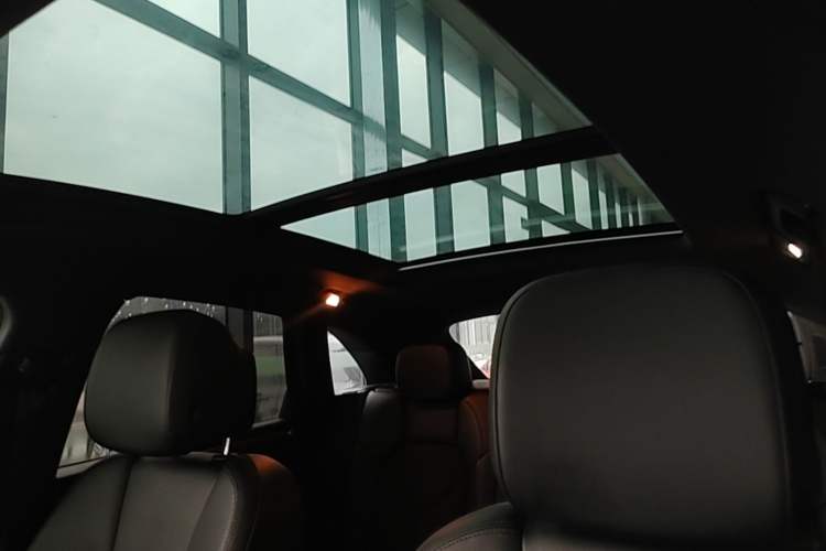 Used Porsche Macan 2017 Macan 2.0T Headliner