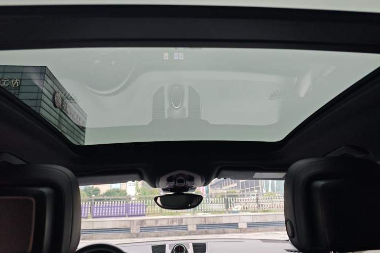 Used Porsche Macan 2017 Macan 2.0T Headliner