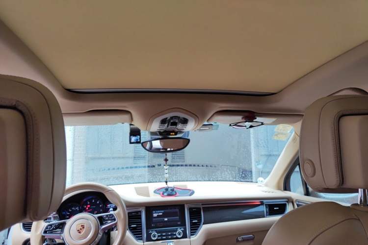 Used Porsche Macan 2017 Macan 2.0T Headliner