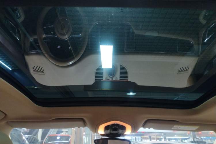 Used Porsche Macan 2017 Macan 2.0T Headliner