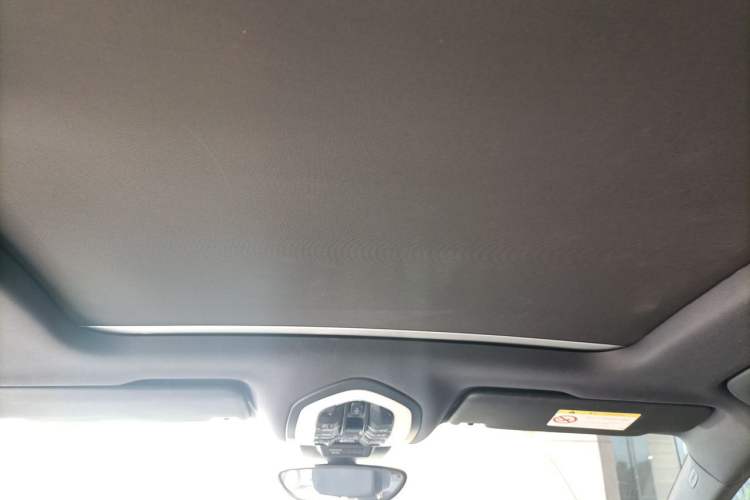 Used Porsche Macan 2017 Macan 2.0T Headliner