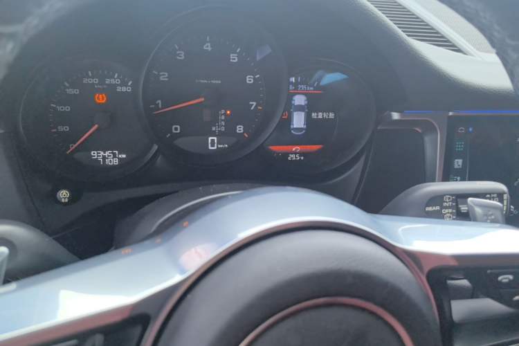 Used Porsche Macan 2017 Macan 2.0T Instrument Cluster