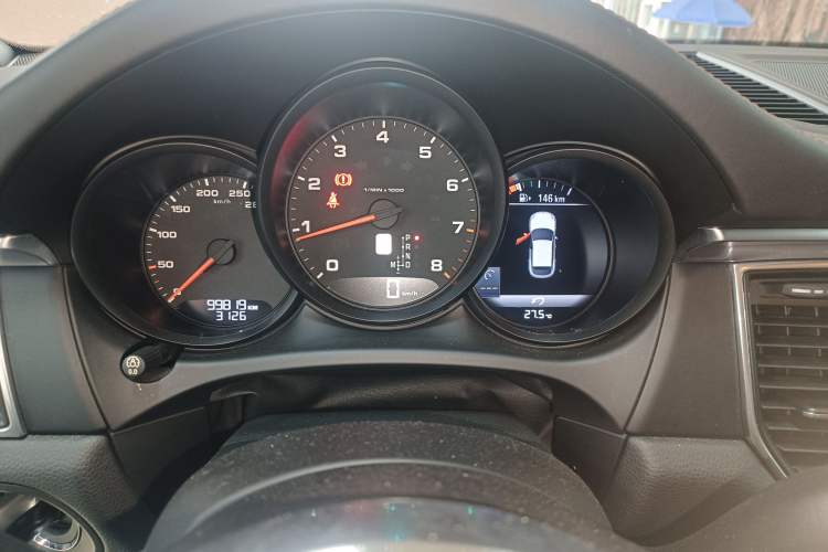 Used Porsche Macan 2017 Macan 2.0T Instrument Cluster