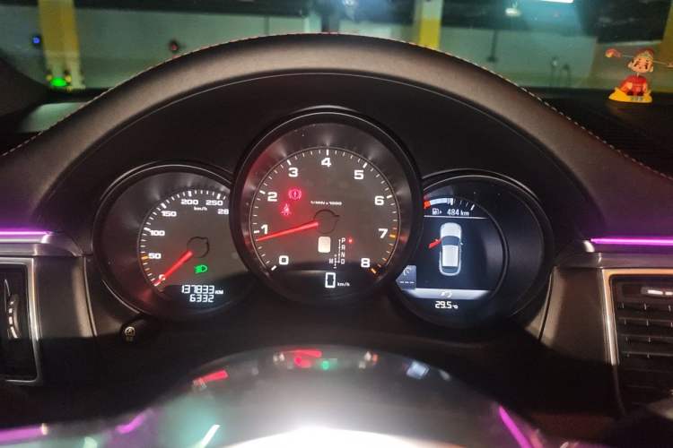 Used Porsche Macan 2017 Macan 2.0T Instrument Cluster