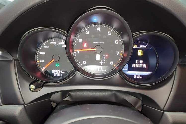 Used Porsche Macan 2017 Macan 2.0T Instrument Cluster