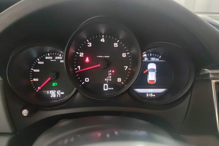 Used Porsche Macan 2017 Macan 2.0T Instrument Cluster