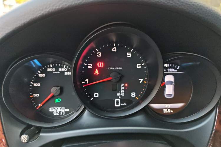 Used Porsche Macan 2017 Macan 2.0T Instrument Cluster