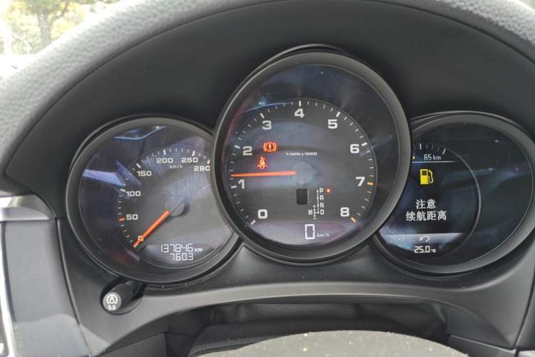 Used Porsche Macan 2017 Macan 2.0T Instrument Cluster
