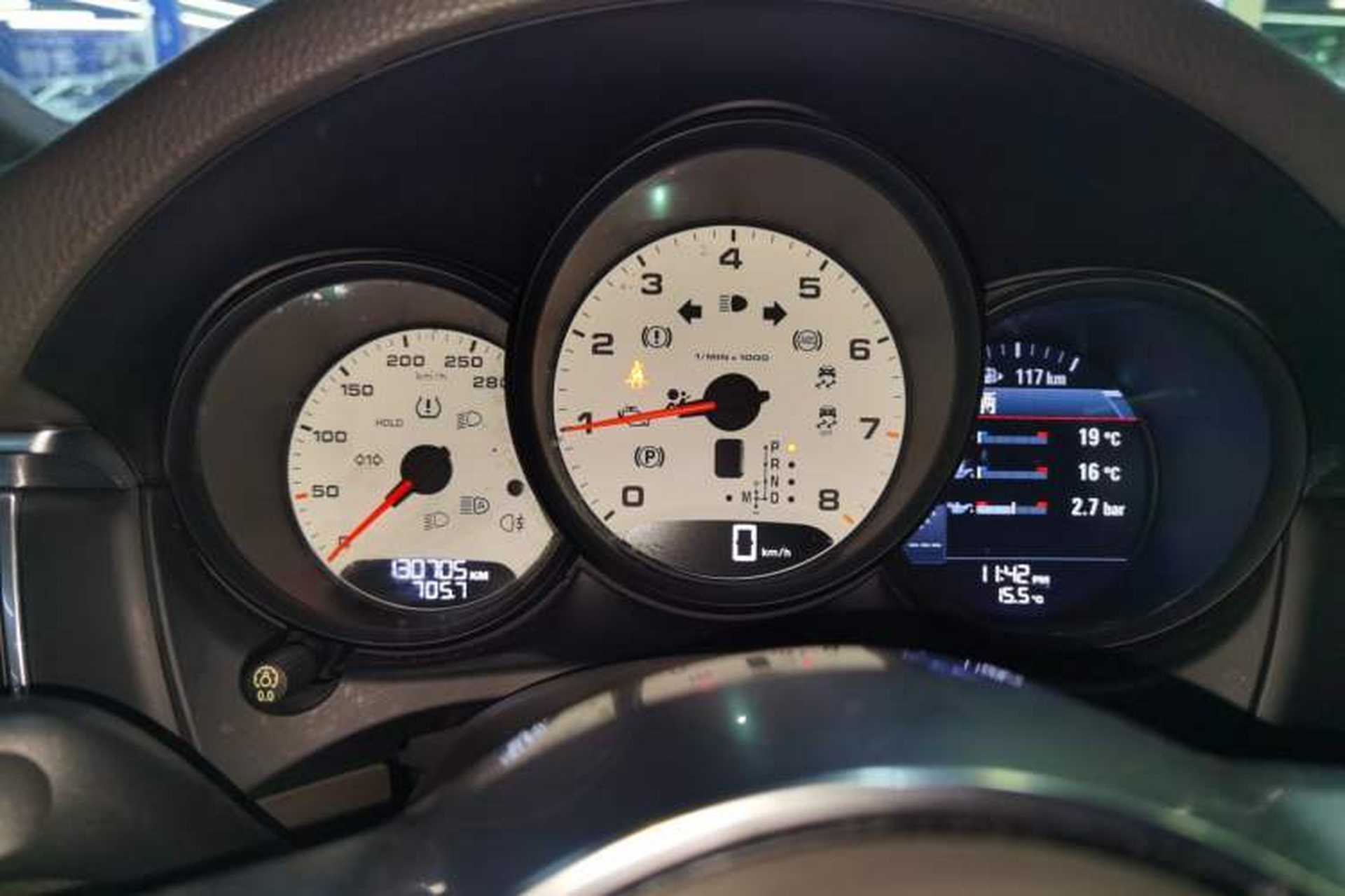 Used Porsche Macan 2017 Macan 2.0T Instrument Cluster