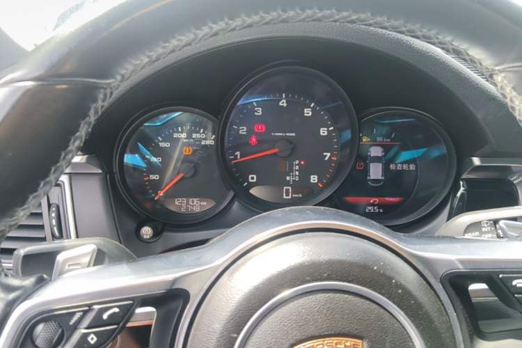 Used Porsche Macan 2017 Macan 2.0T Instrument Cluster