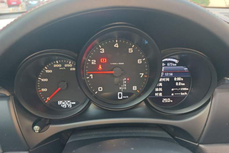 Used Porsche Macan 2017 Macan 2.0T Instrument Cluster