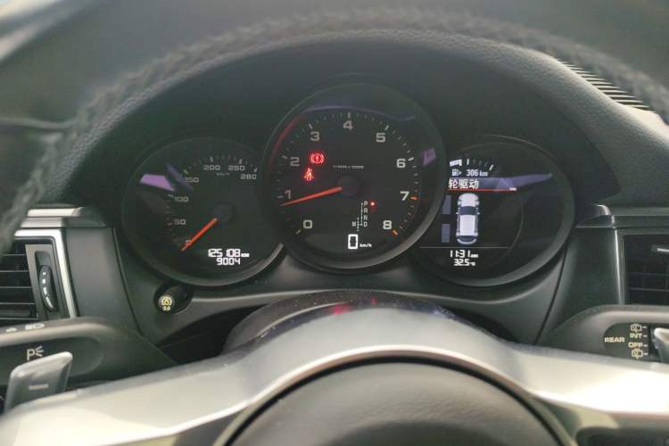 Used Porsche Macan 2017 Macan 2.0T Instrument Cluster