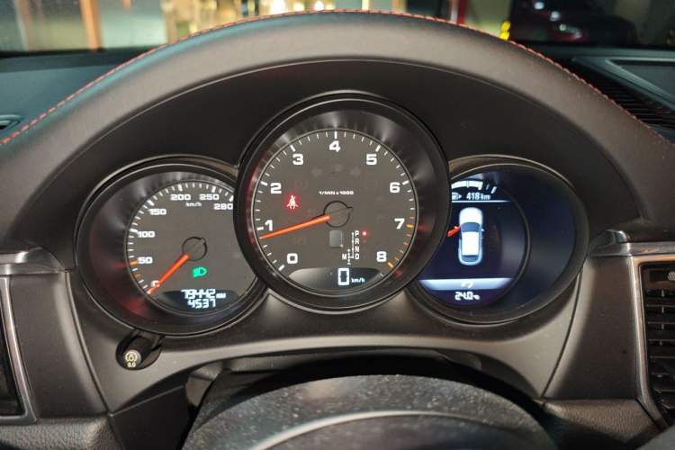 Used Porsche Macan 2017 Macan 2.0T Instrument Cluster