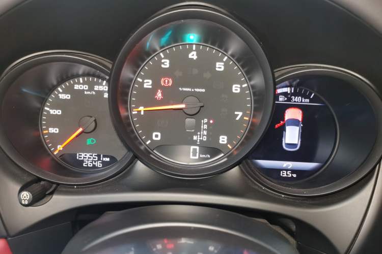 Used Porsche Macan 2017 Macan 2.0T Instrument Cluster