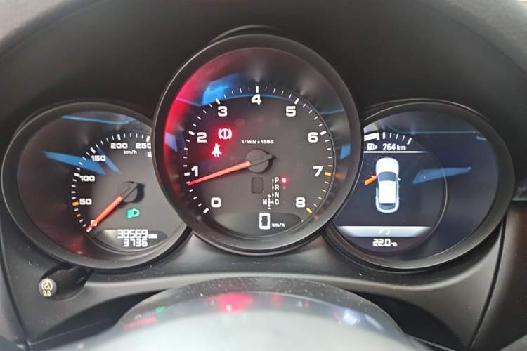 Used Porsche Macan 2017 Macan 2.0T Instrument Cluster
