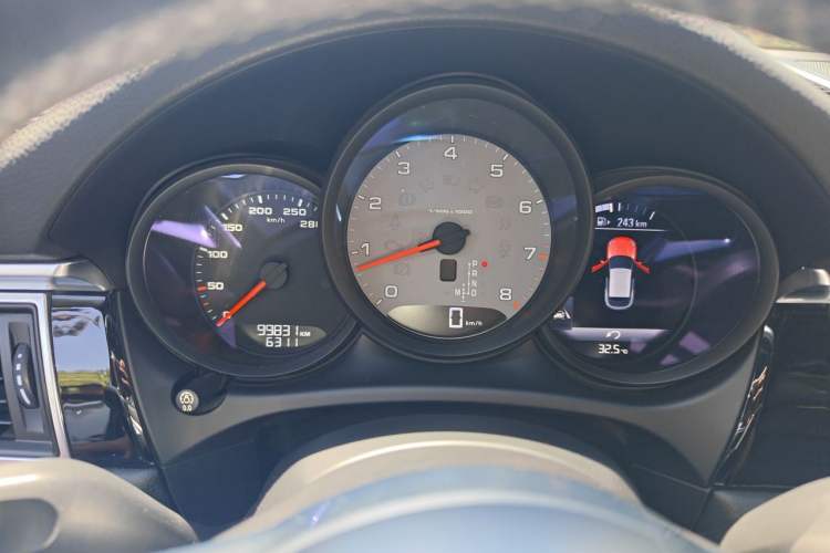 Used Porsche Macan 2017 Macan S 3.0T Instrument Cluster
