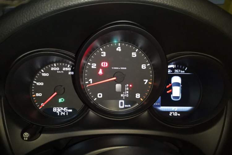 Used Porsche Macan 2017 Macan 2.0T Instrument Cluster