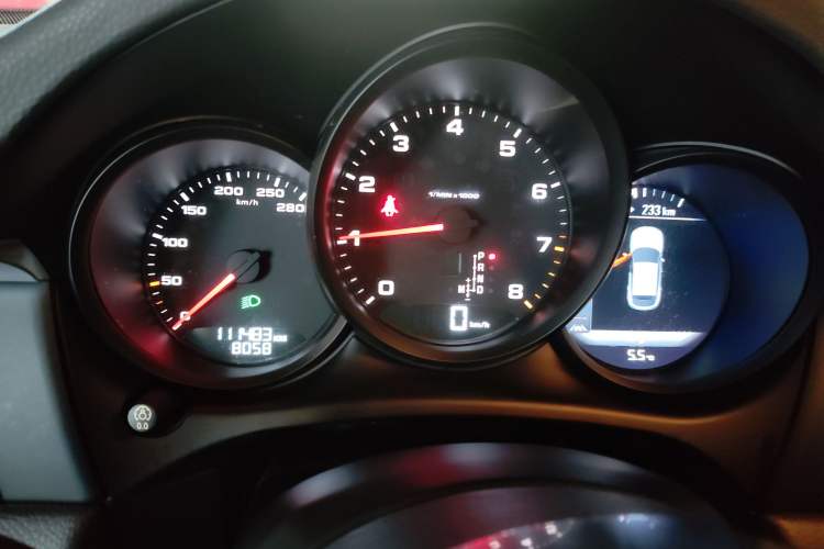 Used Porsche Macan 2017 Macan 2.0T Instrument Cluster