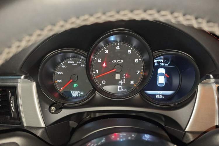 Used Porsche Macan 2017 Macan GTS 3.0T Instrument Cluster