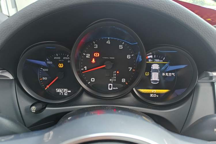 Used Porsche Macan 2017 Macan 2.0T Instrument Cluster