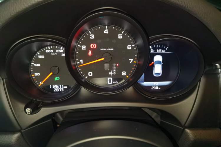Used Porsche Macan 2017 Macan 2.0T Instrument Cluster