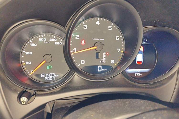 Used Porsche Macan 2017 Macan 2.0T Instrument Cluster