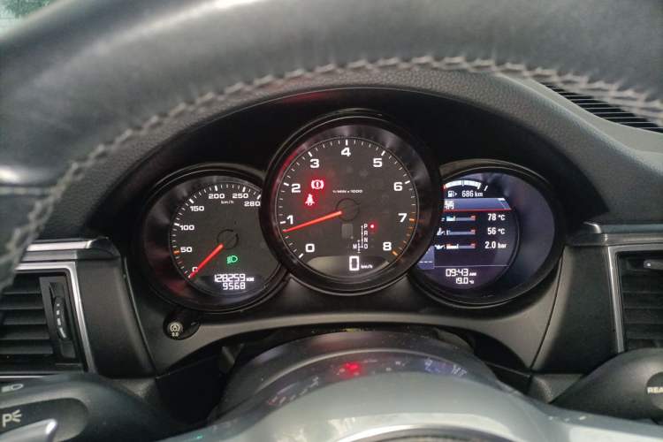 Used Porsche Macan 2017 Macan 2.0T Instrument Cluster