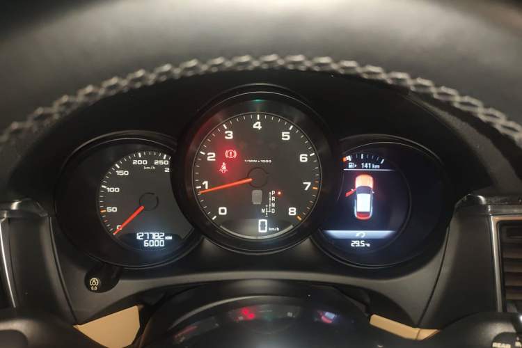 Used Porsche Macan 2017 Macan 2.0T Instrument Cluster