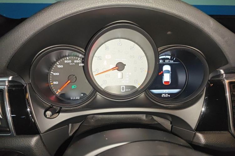 Used Porsche Macan 2017 Macan S 3.0T Instrument Cluster