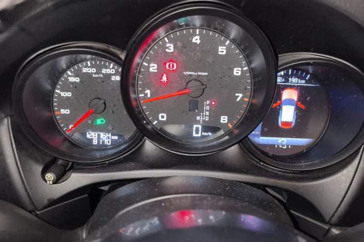 Used Porsche Macan 2017 Macan 2.0T Instrument Cluster