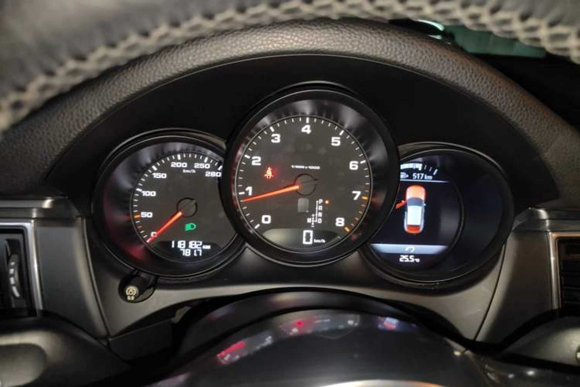 Used Porsche Macan 2017 Macan 2.0T Instrument Cluster