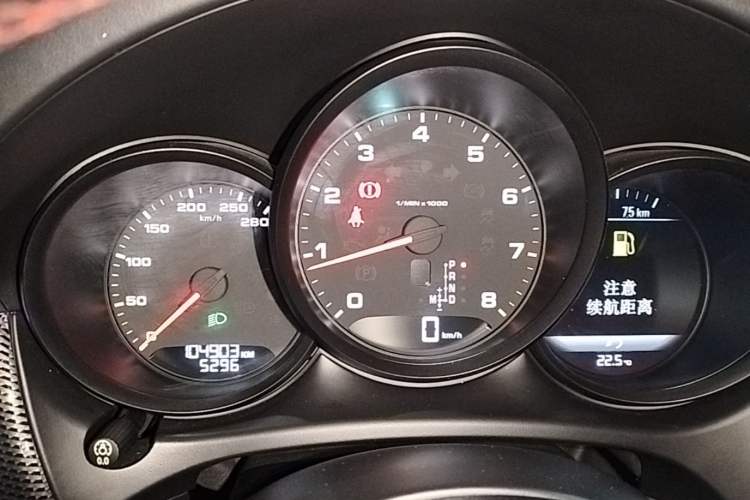 Used Porsche Macan 2017 Macan 2.0T Instrument Cluster