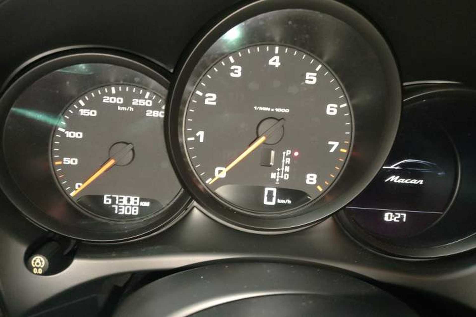 Used Porsche Macan 2017 Macan 2.0T Instrument Cluster