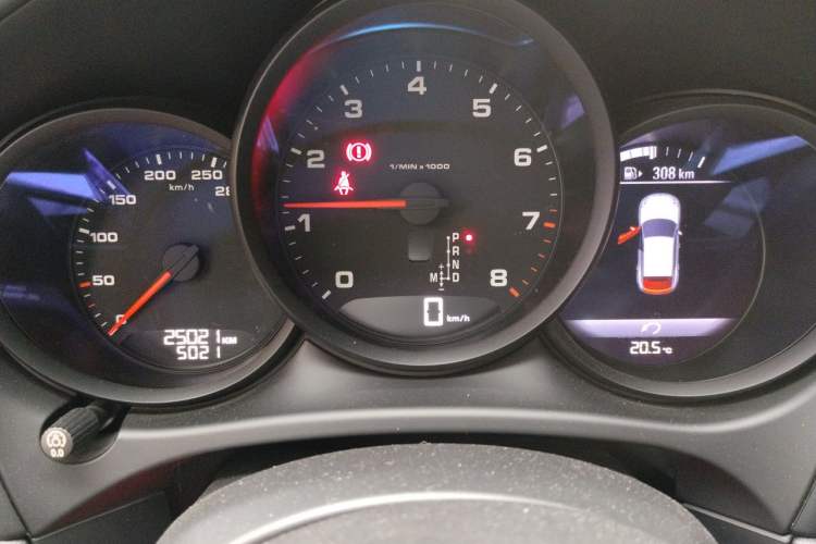 Used Porsche Macan 2017 Macan 2.0T Instrument Cluster