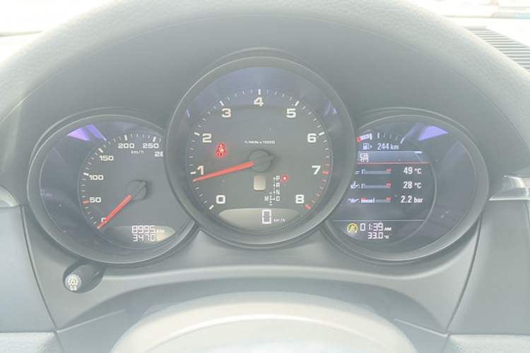 Used Porsche Macan 2017 Macan 2.0T Instrument Cluster