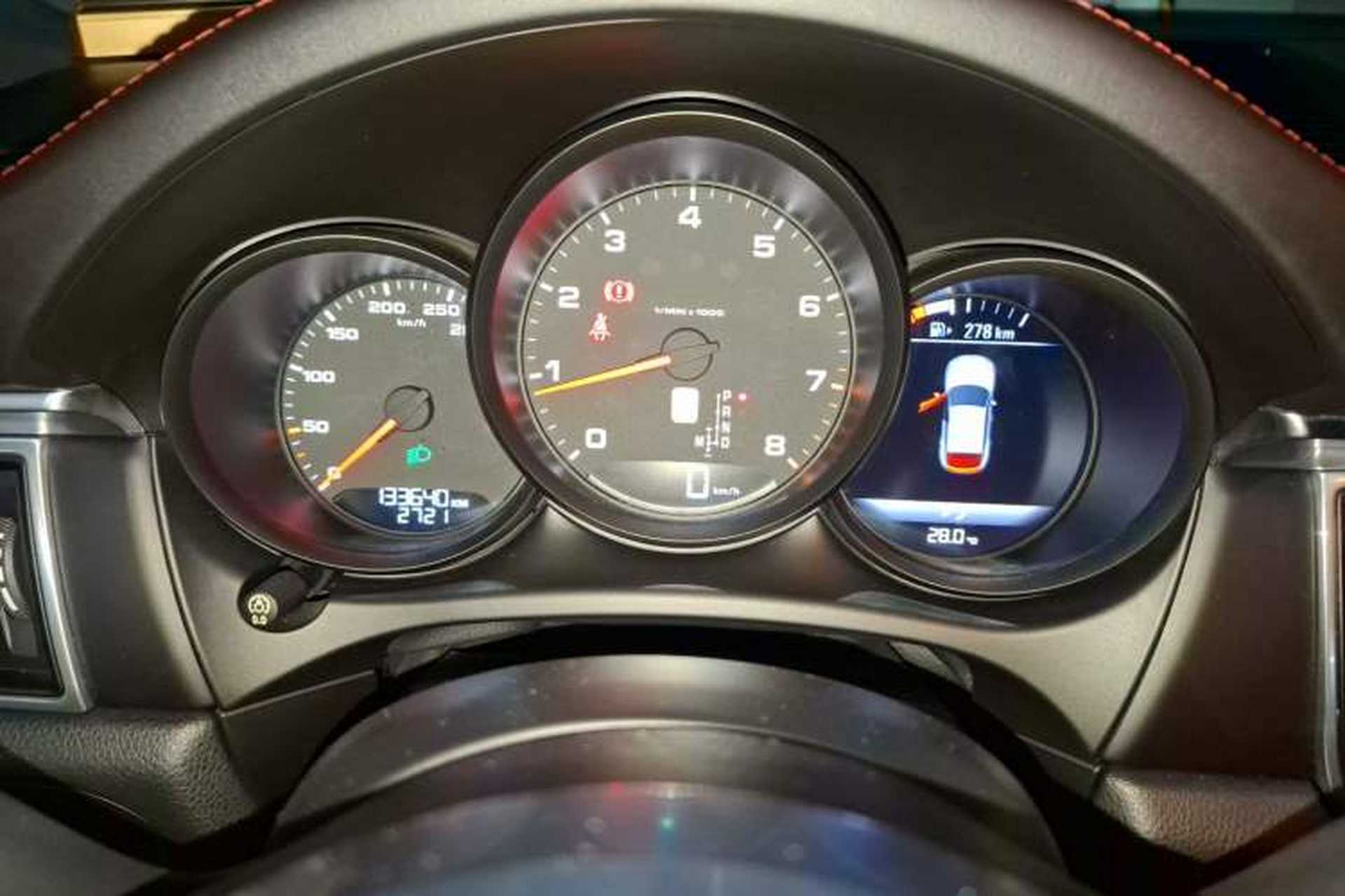 Used Porsche Macan 2017 Macan 2.0T Instrument Cluster