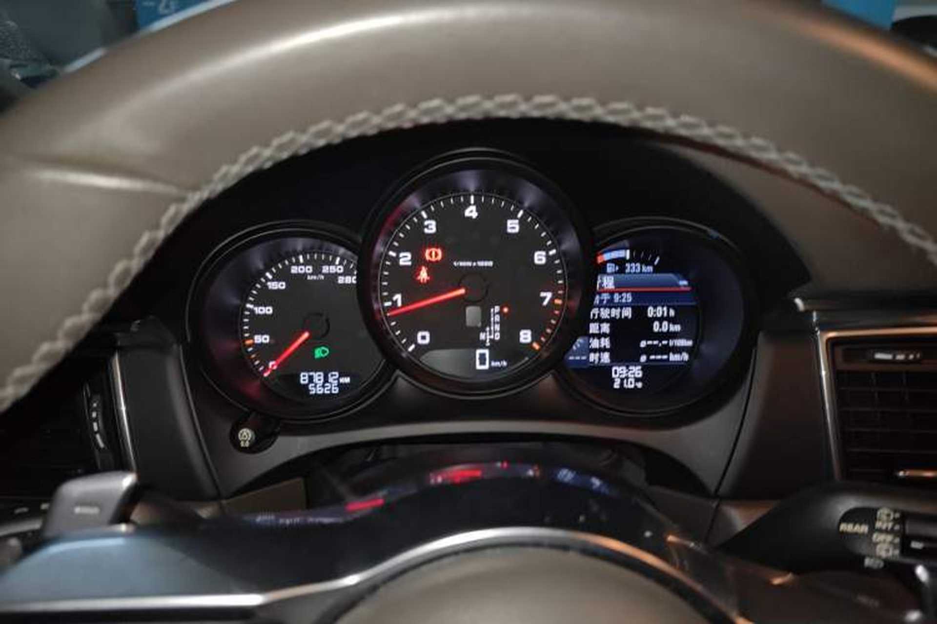 Used Porsche Macan 2017 Macan 2.0T Instrument Cluster