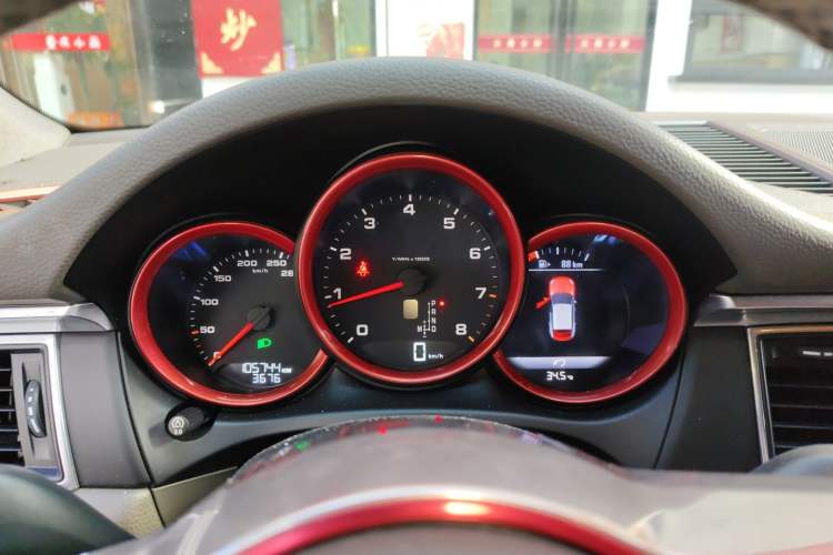 Used Porsche Macan 2017 Macan 2.0T Instrument Cluster